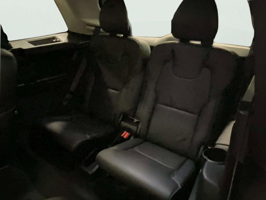 Used 2023 Volvo XC90 B6 Ultimate image 22