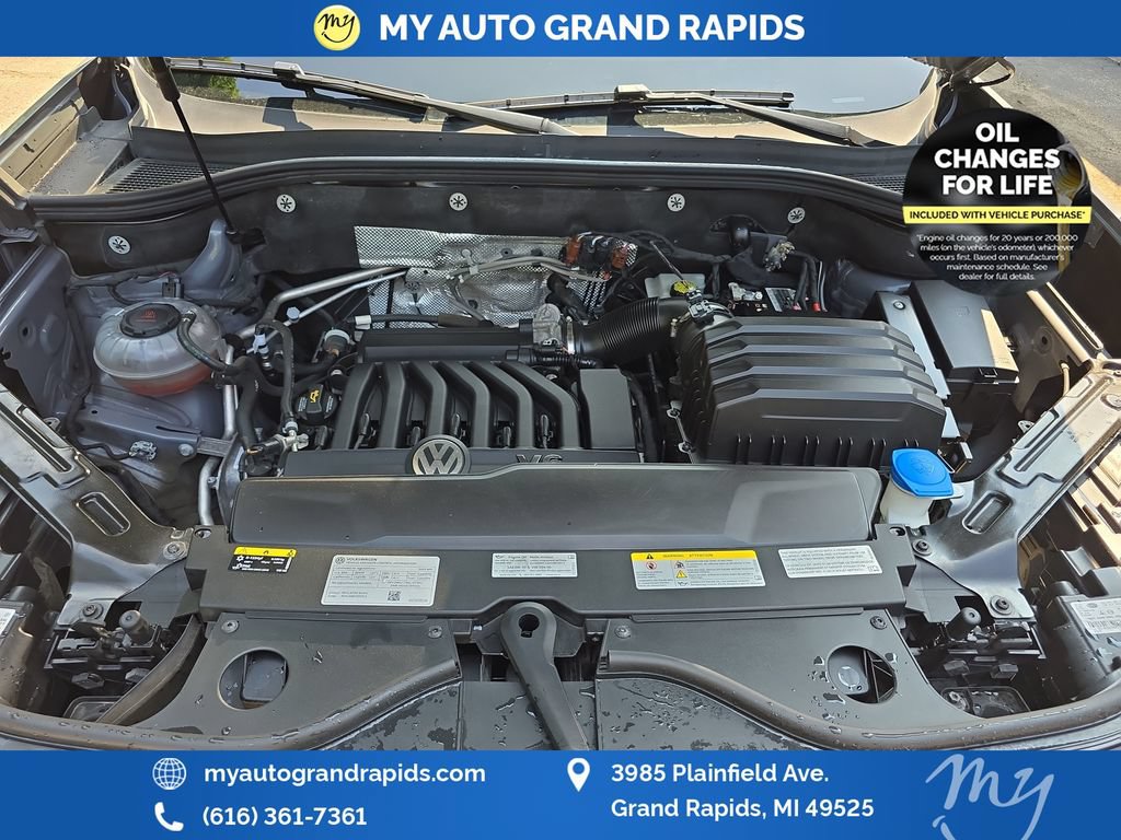 Used 2022 Volkswagen Atlas Cross Sport SEL Premium R-Line AWD/4WD image 24