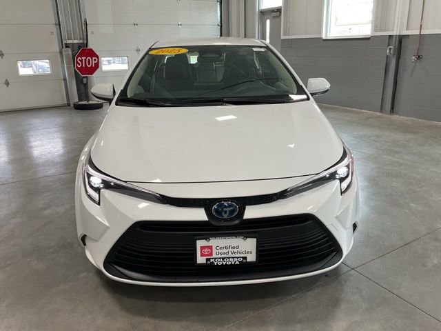 Used 2025 Toyota Corolla LE w/ LE Premium Package AWD/4WD image 2