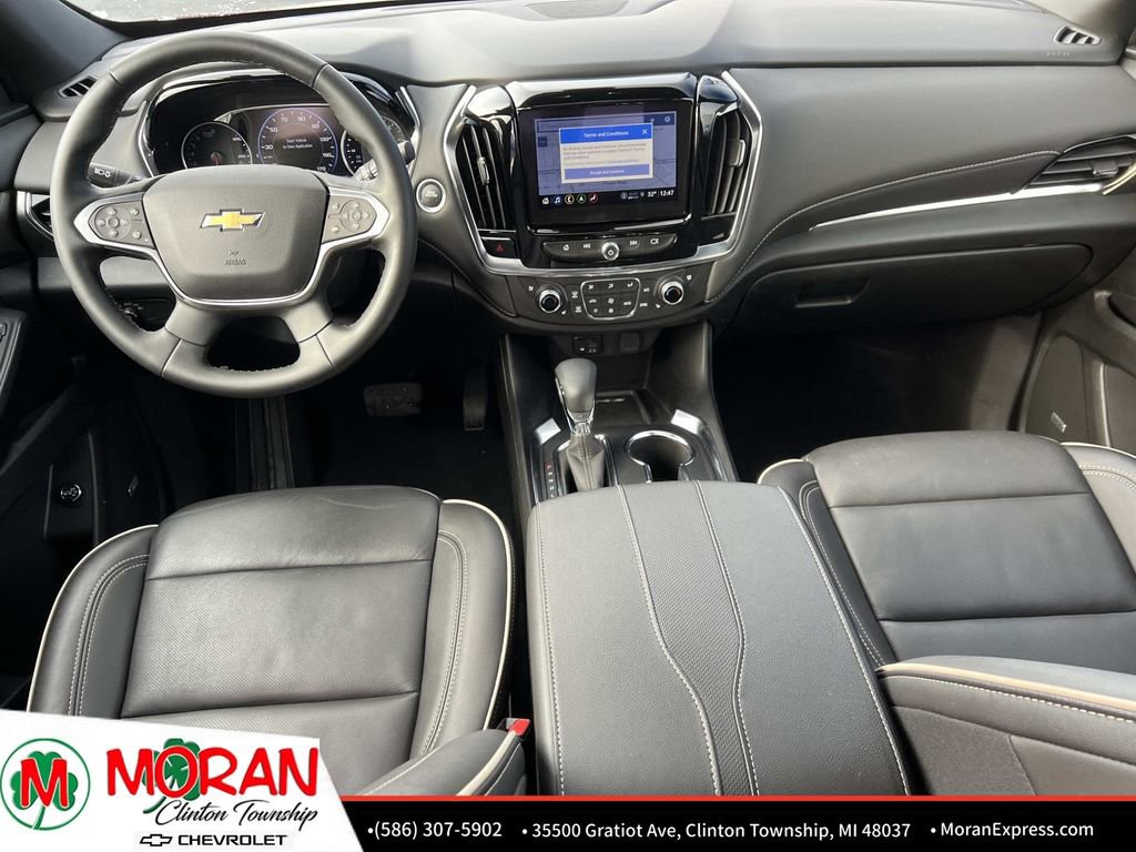 Certified 2023 Chevrolet Traverse Premier w/ LPO, Floor Liner Package image 16