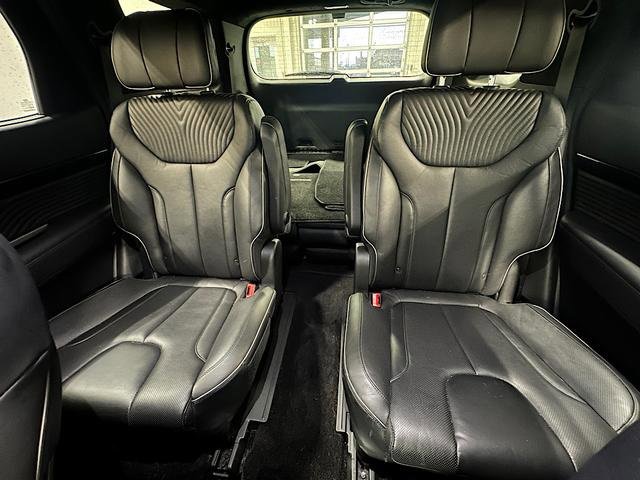 Used 2023 Hyundai Palisade Calligraphy image 31