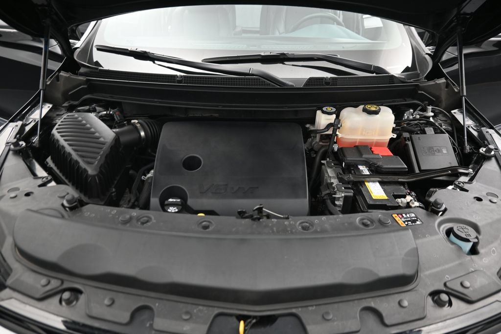 Used 2022 Buick Enclave Essence w/ LPO, Floor Liner Package AWD/4WD image 34