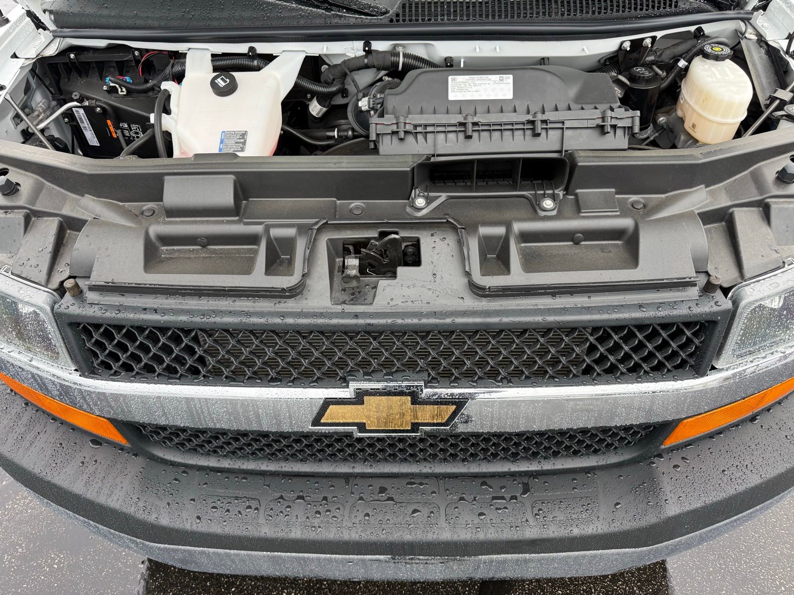 Used 2024 Chevrolet Express 2500 w/ Driver Convenience Package image 32