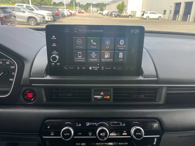 Used 2025 Honda Pilot EX-L image 12