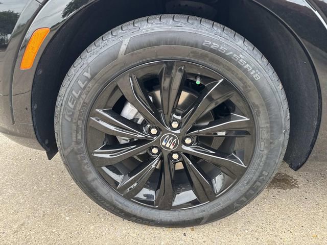 Used 2025 Buick Envista Sport Touring w/ Convenience I Package FWD image 9