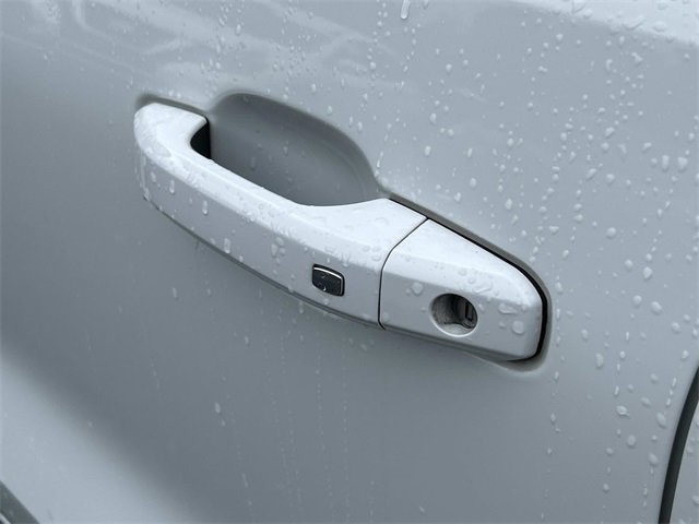 Used 2024 GMC Canyon Elevation image 14