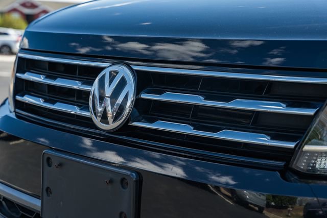 Used 2018 Volkswagen Tiguan SE image 11