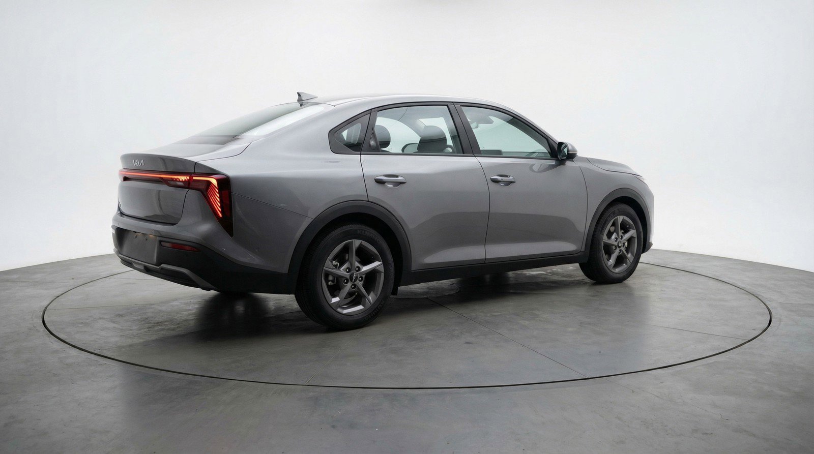 Used 2025 Kia K4 FWD image 7
