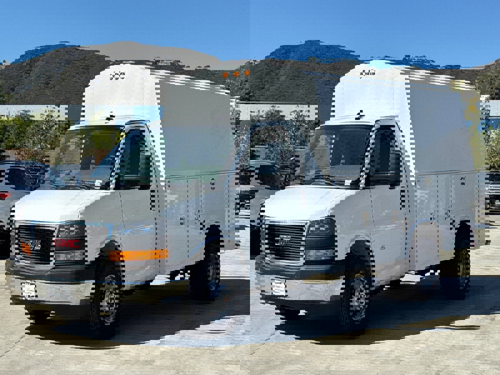 New 2025 GMC Savana 3500 w/ Power Convenience Package image 4