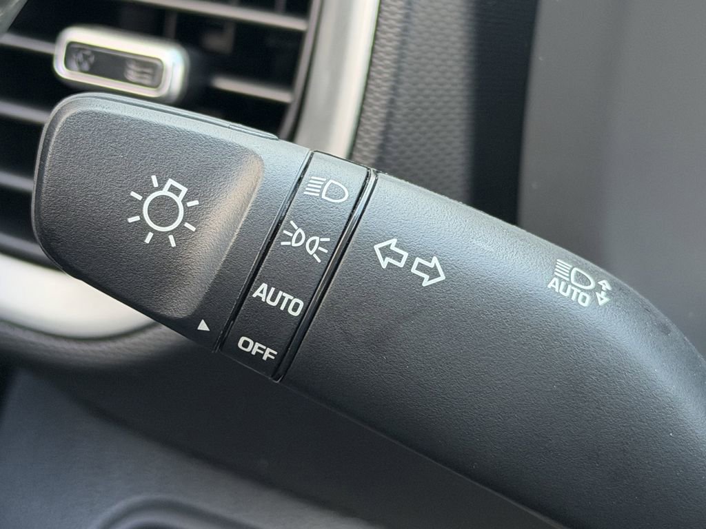 New 2026 Hyundai Venue SEL image 20