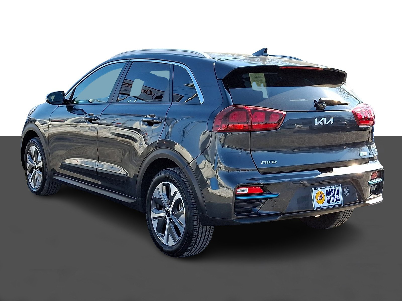 Certified 2022 Kia Niro EX image 4