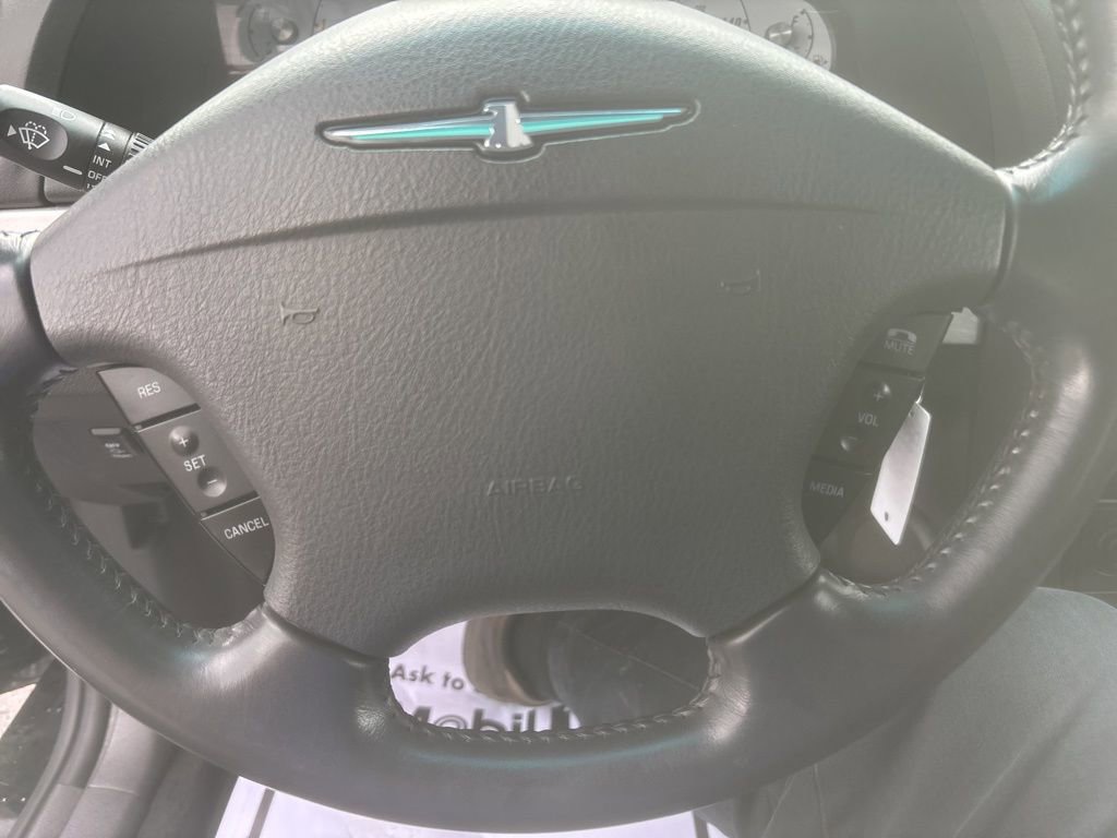 Used 2002 Ford Thunderbird RWD image 14