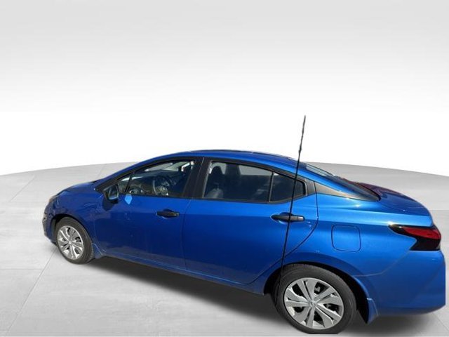 Used 2021 Nissan Versa S FWD image 23