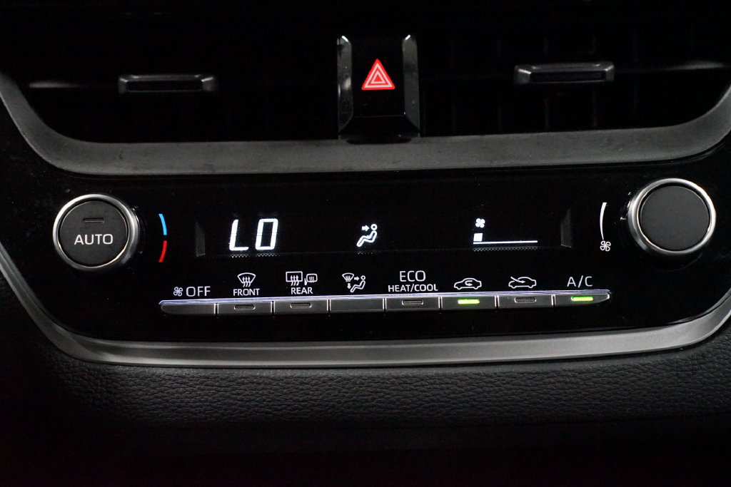 Used 2026 Toyota Corolla LE FWD image 20