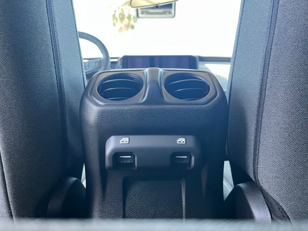 Used 2024 Jeep Wrangler Unlimited w/ Convenience Group AWD/4WD image 26