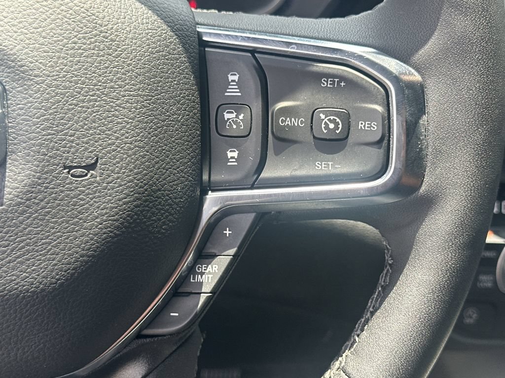 Used 2025 RAM 1500 Big Horn AWD/4WD image 26