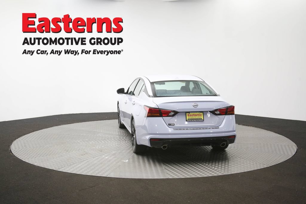 Used 2023 Nissan Altima 2.5 SR w/ SR Premium Package FWD image 37