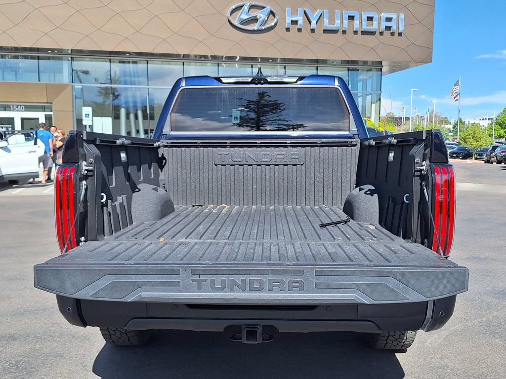 Used 2022 Toyota Tundra Platinum AWD/4WD image 36