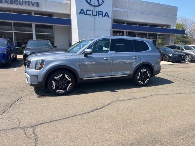 Used 2025 Kia Telluride S AWD/4WD image 37