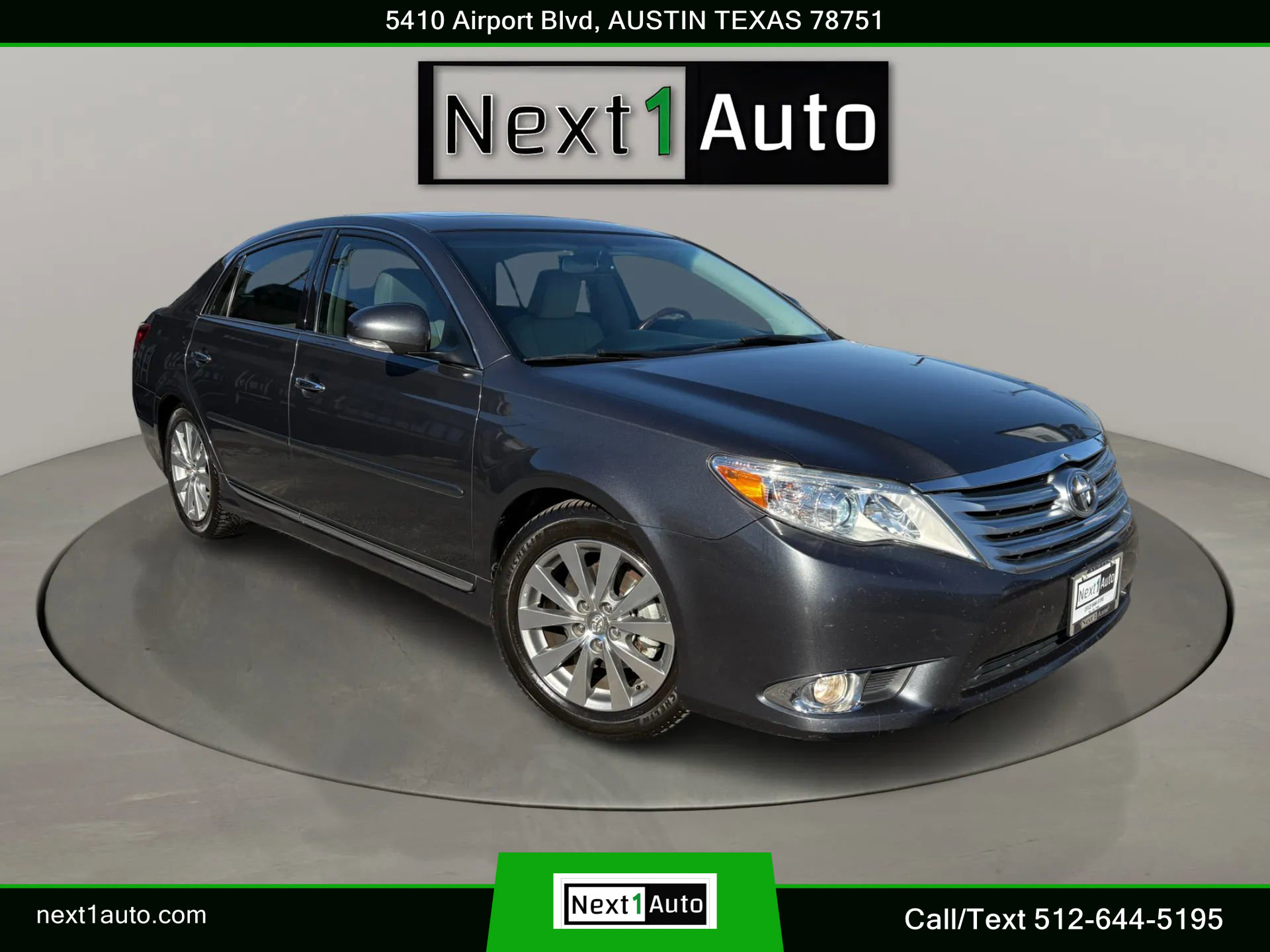 Used 2012 Toyota Avalon Limited image 1