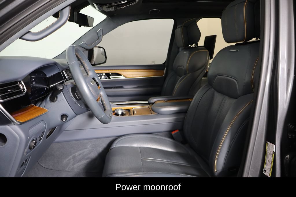 Used 2022 Jeep Grand Wagoneer Series II w/ Premium Group II AWD/4WD image 14