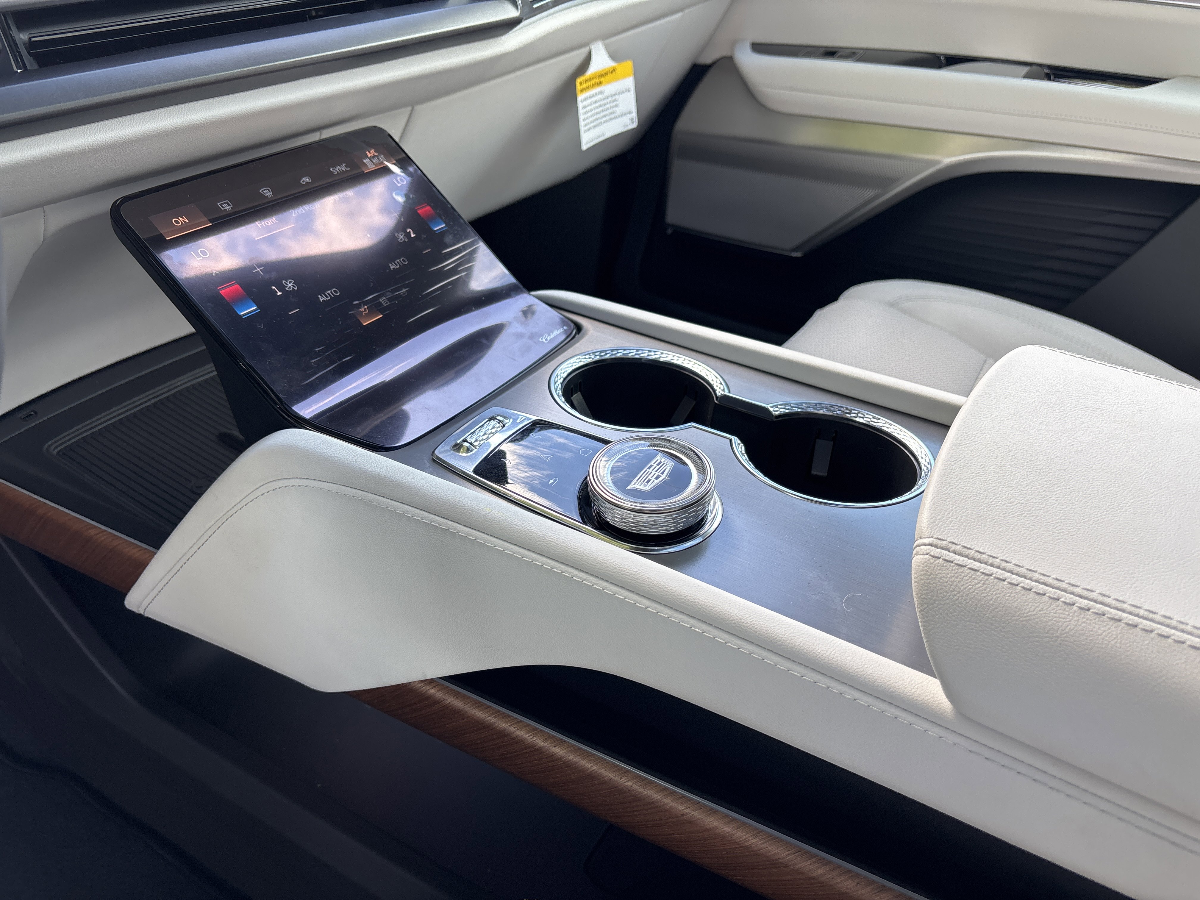 New 2026 Cadillac Vistiq Sport image 25