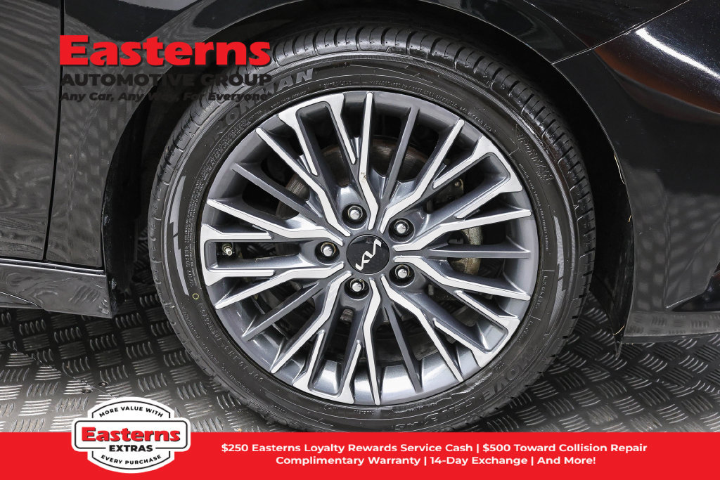 Used 2023 Kia Forte GT-Line w/ GT-Line Premium Package FWD image 33