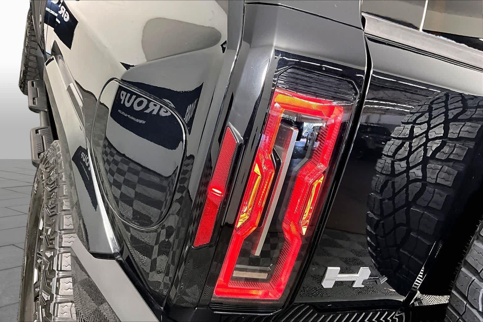 Used 2024 GMC Hummer EV 3X w/ Extreme Off-Road Package AWD/4WD image 26