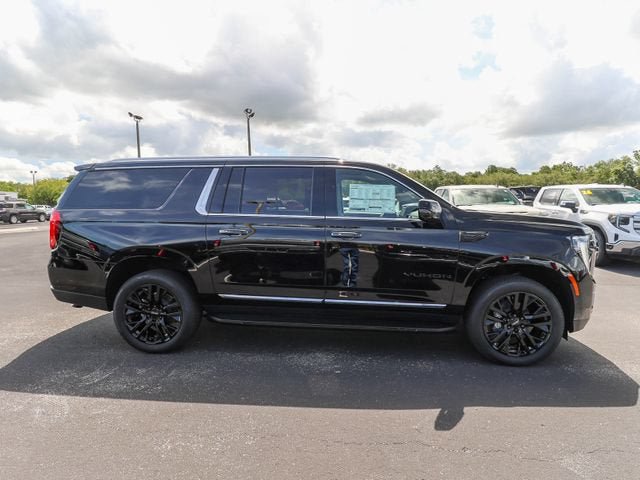 New 2026 GMC Yukon XL Elevation w/ Elevation Premium Package RWD image 11