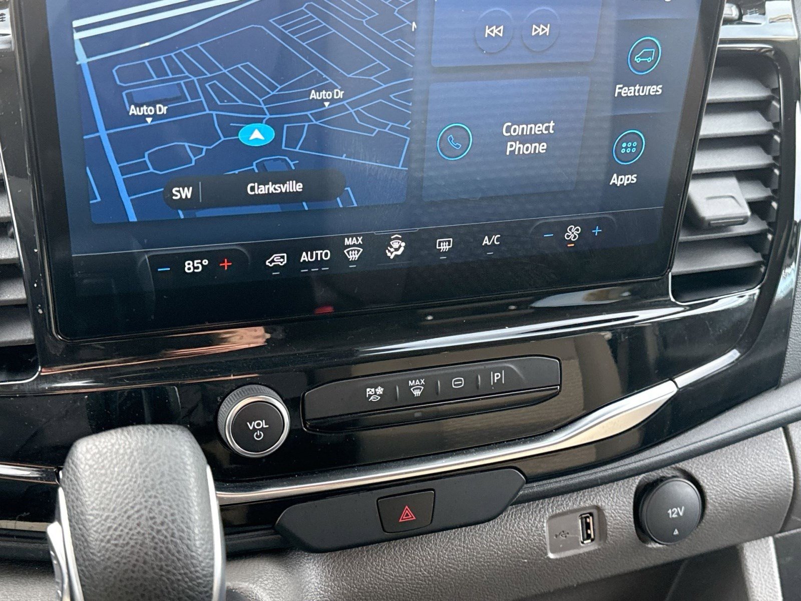 Used 2024 Ford Transit 350 XLT image 21