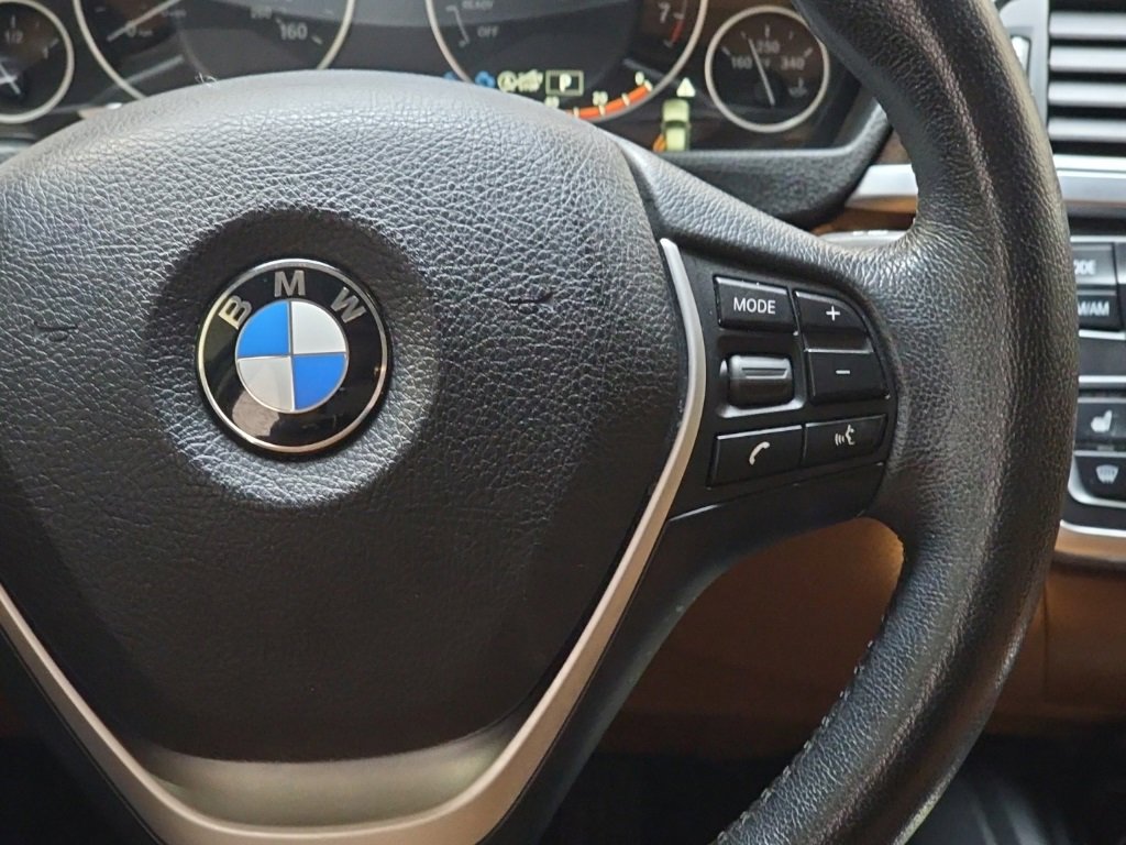 Used 2015 BMW 335i Sedan image 16