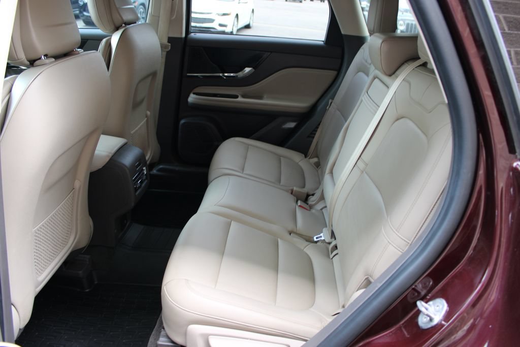 Used 2020 Lincoln Corsair AWD w/ Premium Package image 38