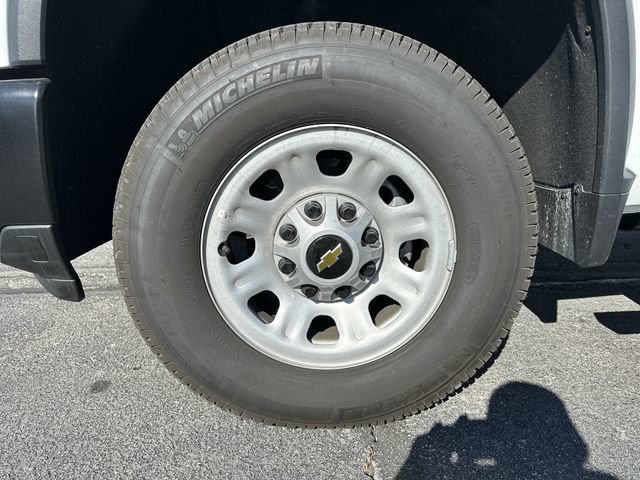 Used 2024 Chevrolet Silverado 3500 W/T w/ WT Fleet Convenience Package image 9
