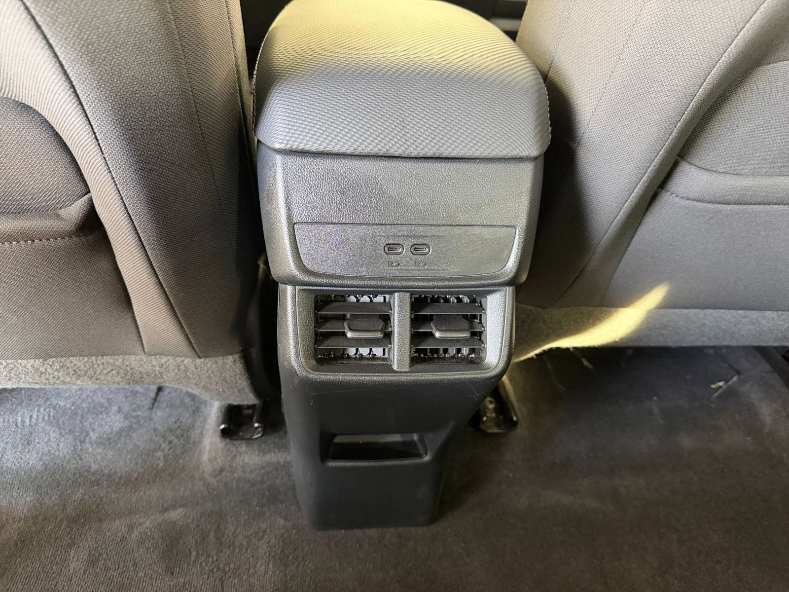 Used 2025 Chevrolet Equinox LT image 23