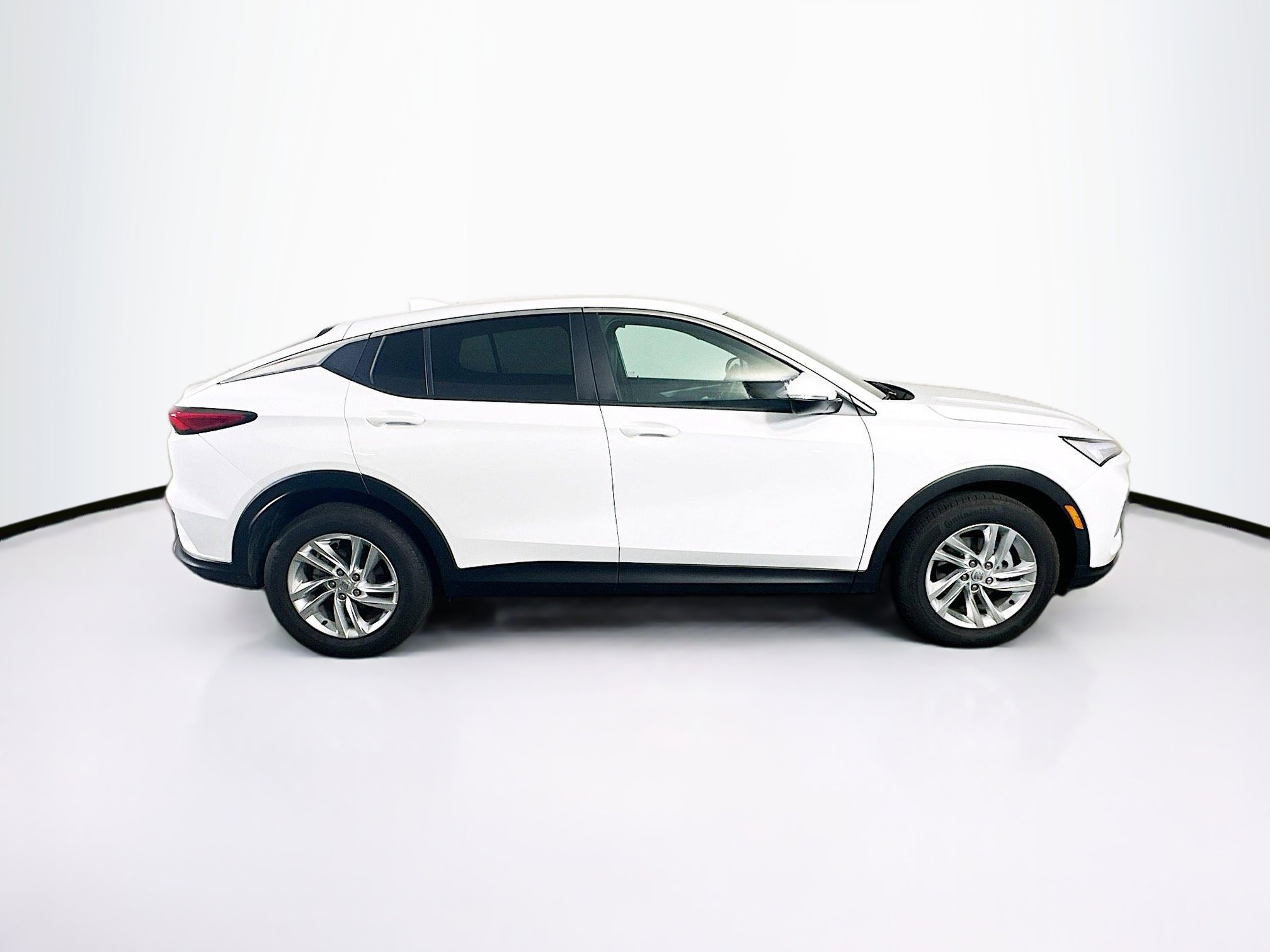 Used 2025 Buick Envista Preferred FWD image 10