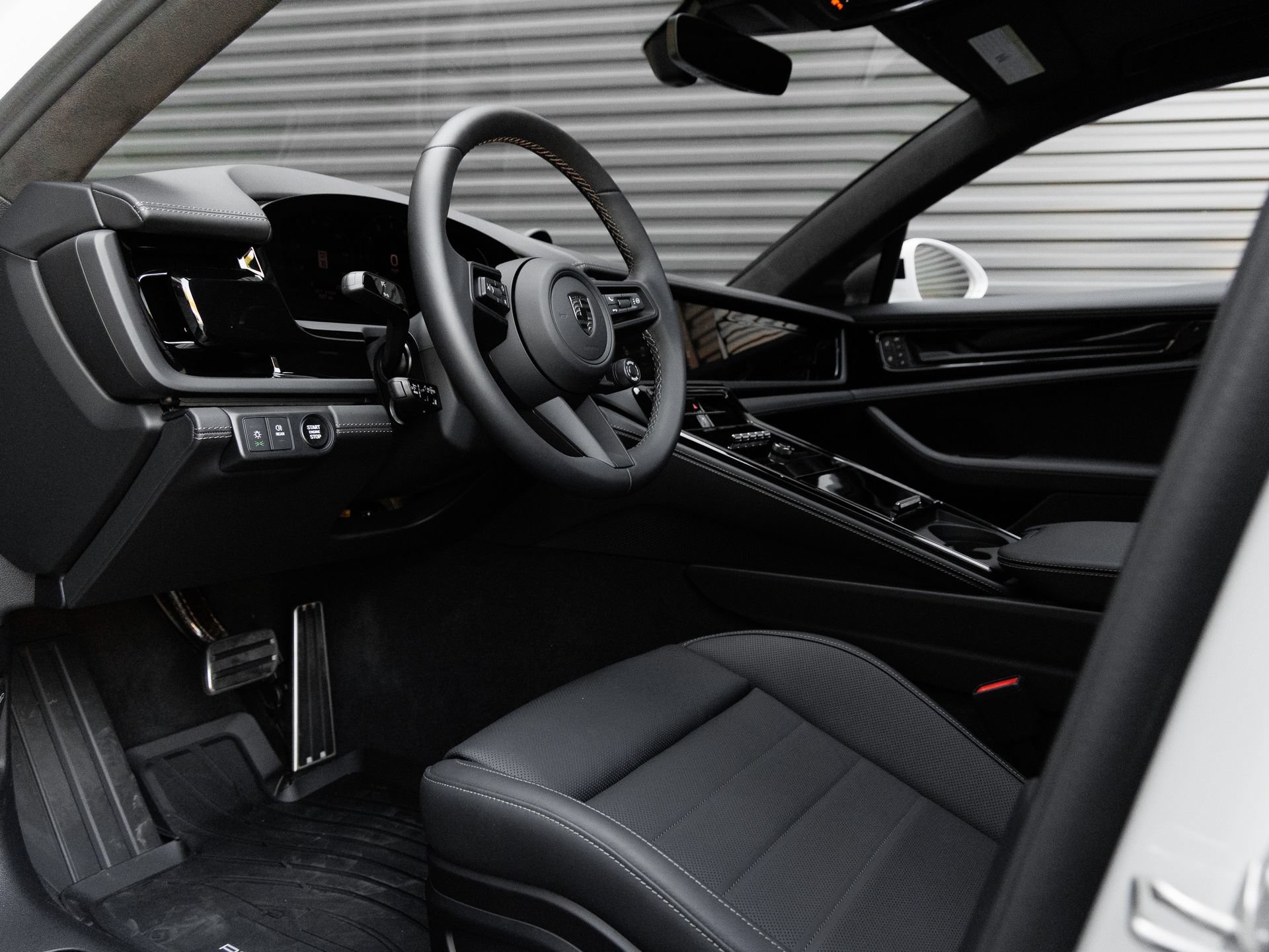 Certified 2026 Porsche Panamera Turbo S AWD/4WD image 4