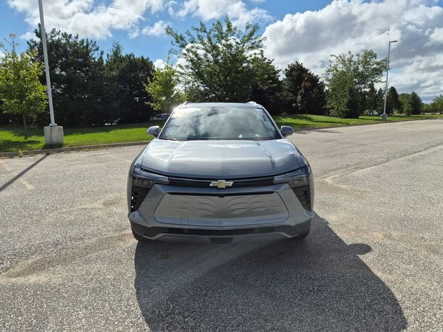 Used 2024 Chevrolet Blazer EV LT AWD/4WD image 3