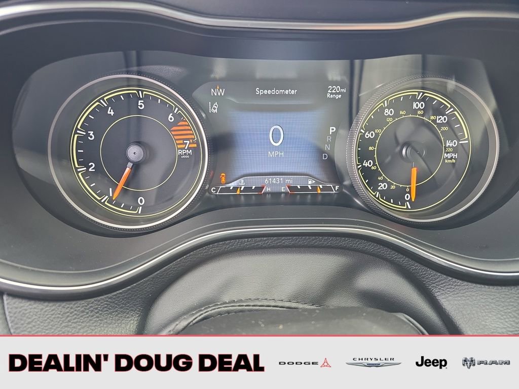 Used 2023 Jeep Cherokee Altitude Lux image 16