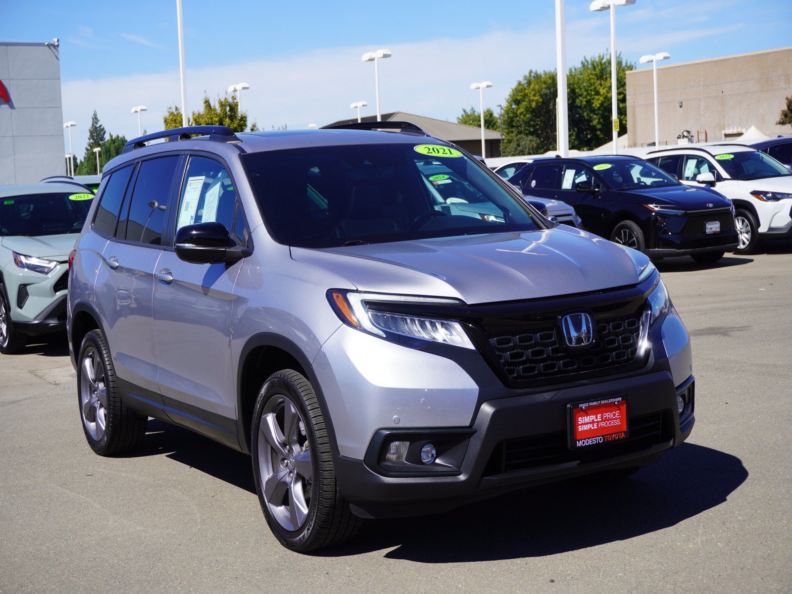 Used 2021 Honda Passport Touring image 1