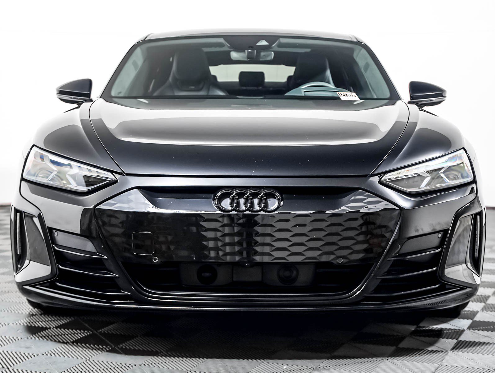 Used 2024 Audi RS e-tron GT w/ Carbon Performance Package AWD/4WD image 8