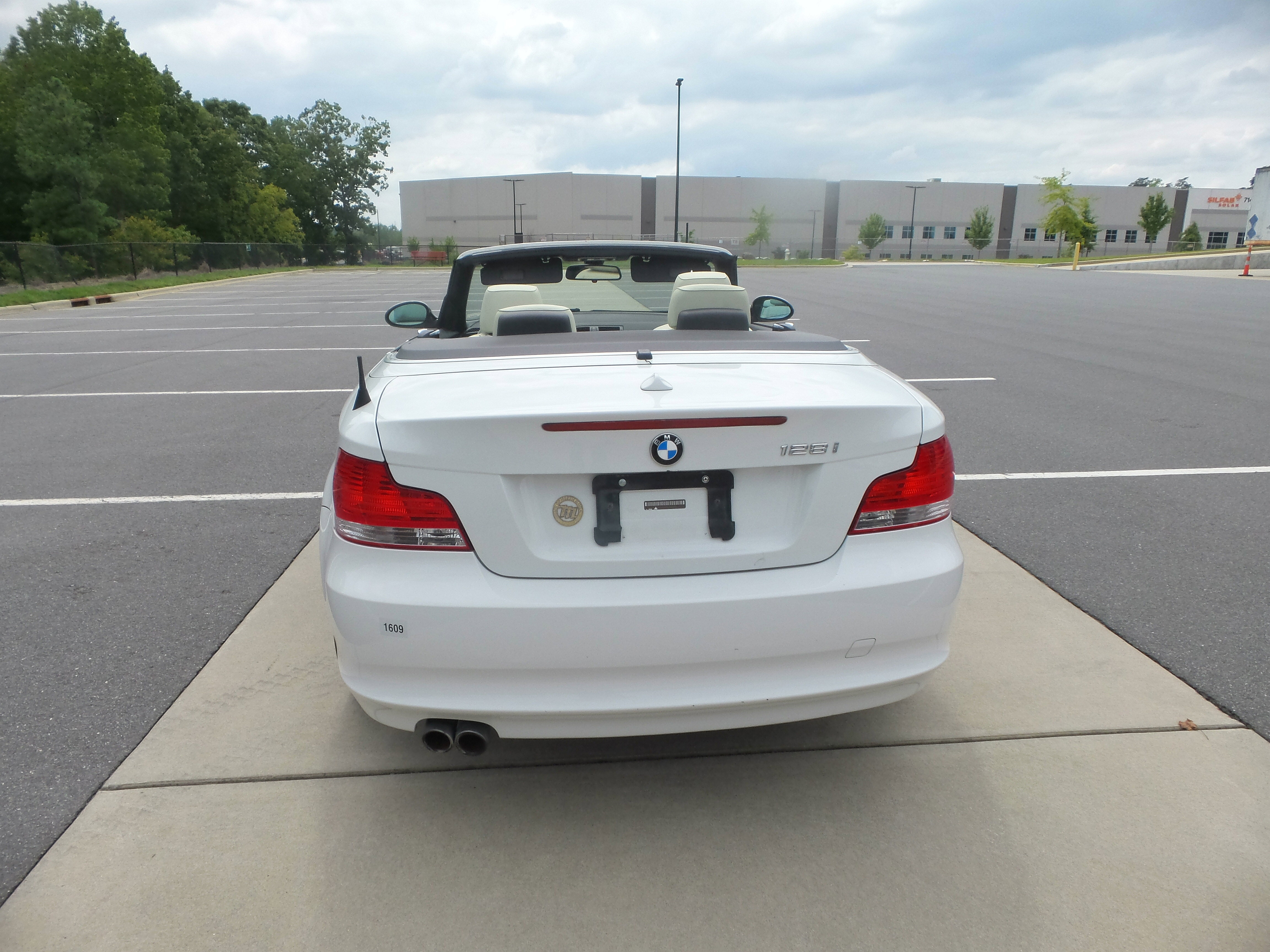 Used 2009 BMW 128i Convertible image 63