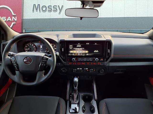 Certified 2025 Nissan Frontier PRO-4X w/ Pro Convenience Package image 10
