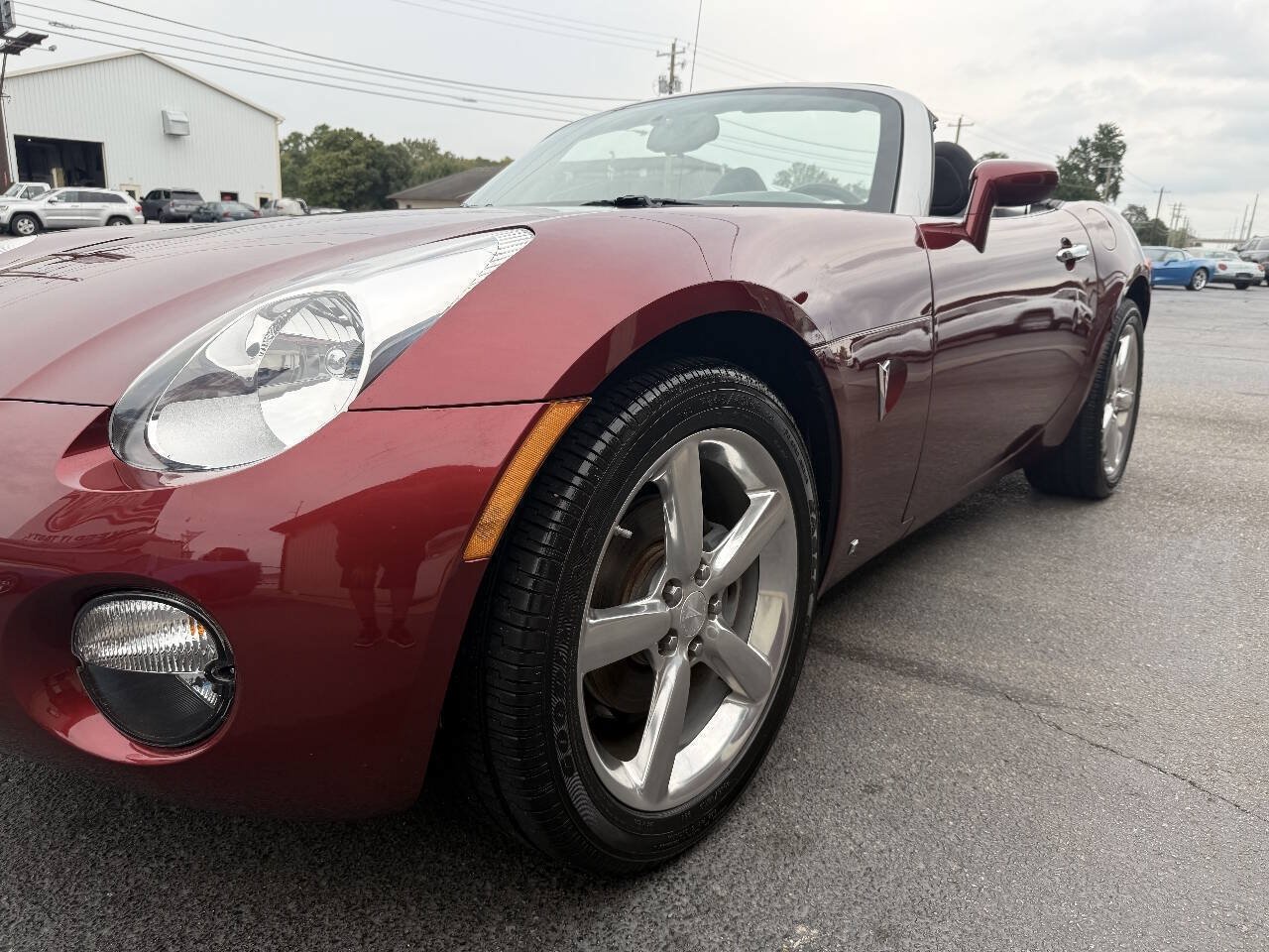 Used 2009 Pontiac Solstice Convertible w/ Preferred Package RWD image 13