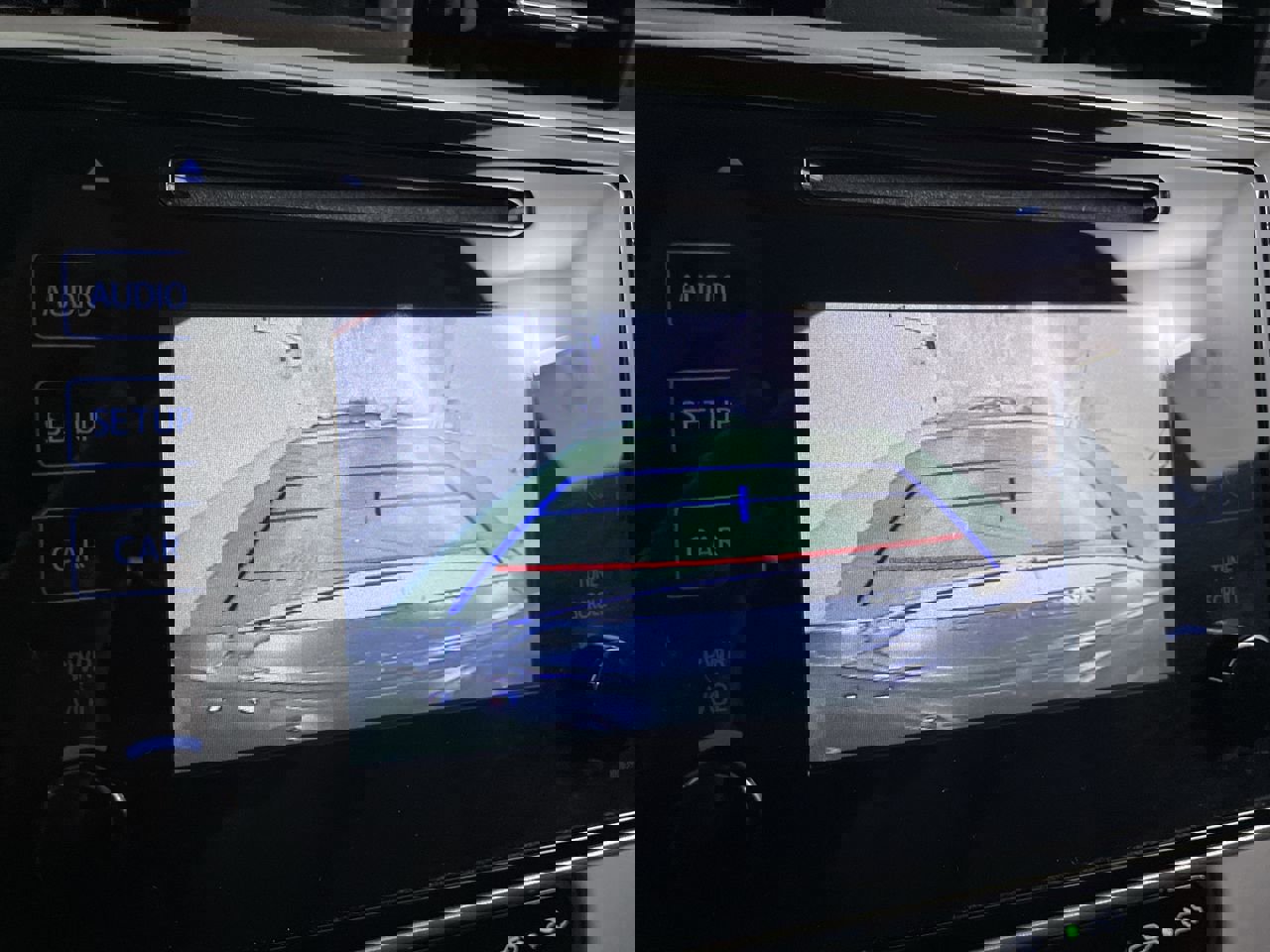 Used 2017 Toyota Corolla XLE image 15