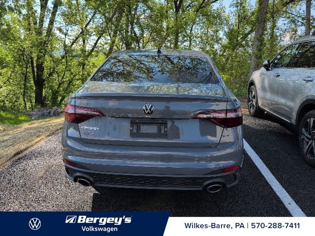Used 2024 Volkswagen Jetta GLI Autobahn FWD image 11