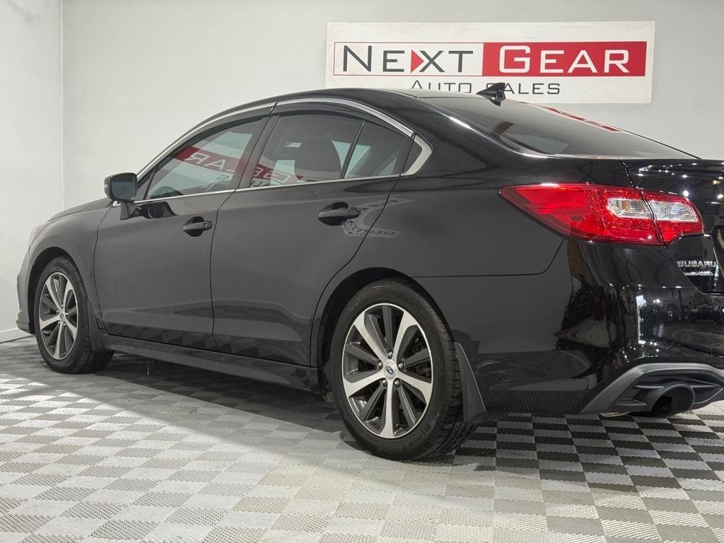 Used 2018 Subaru Legacy 3.6R Limited AWD/4WD image 6