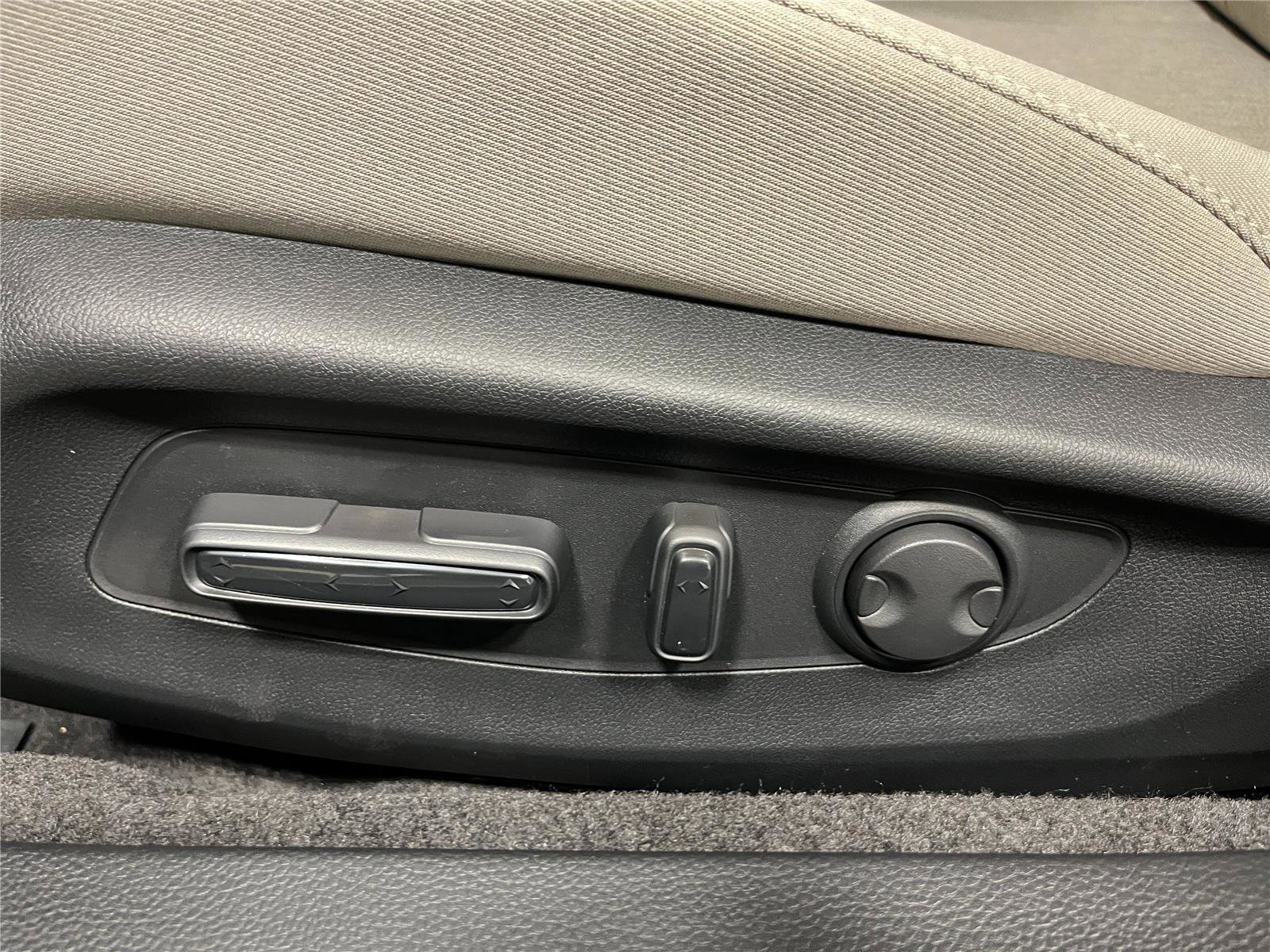 New 2025 Honda Accord SE image 13