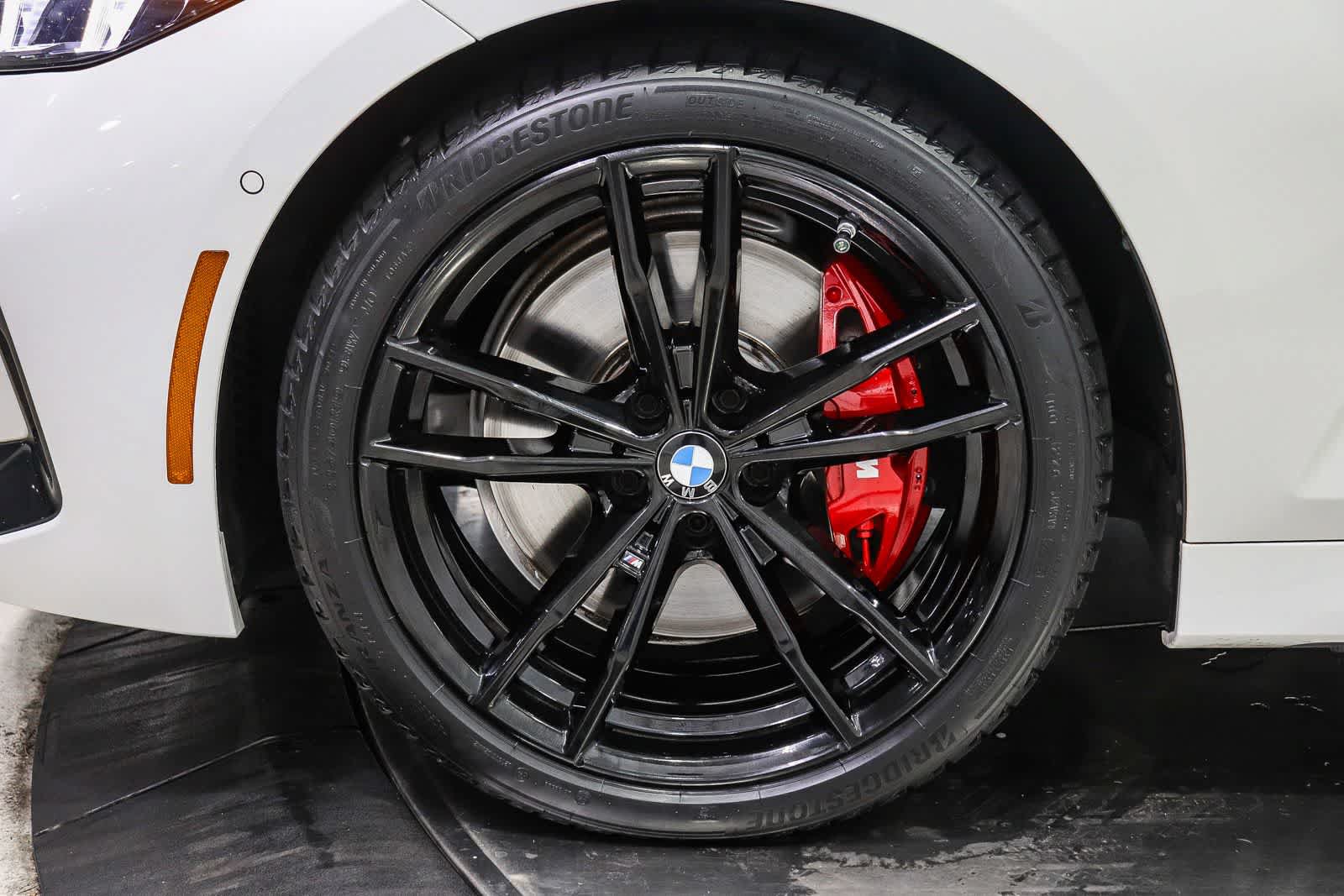 Used 2024 BMW M340i w/ Parking Assistance Package RWD image 9