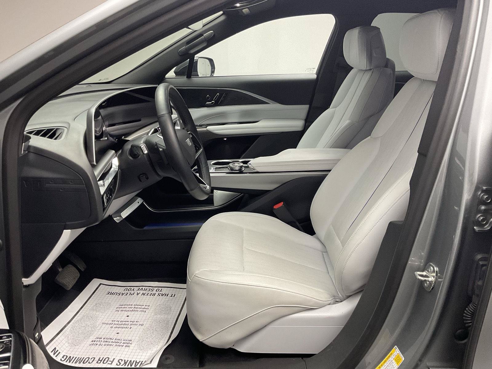 Used 2024 Cadillac Lyriq Luxury w/ LPO, Floor Liner Package RWD image 12