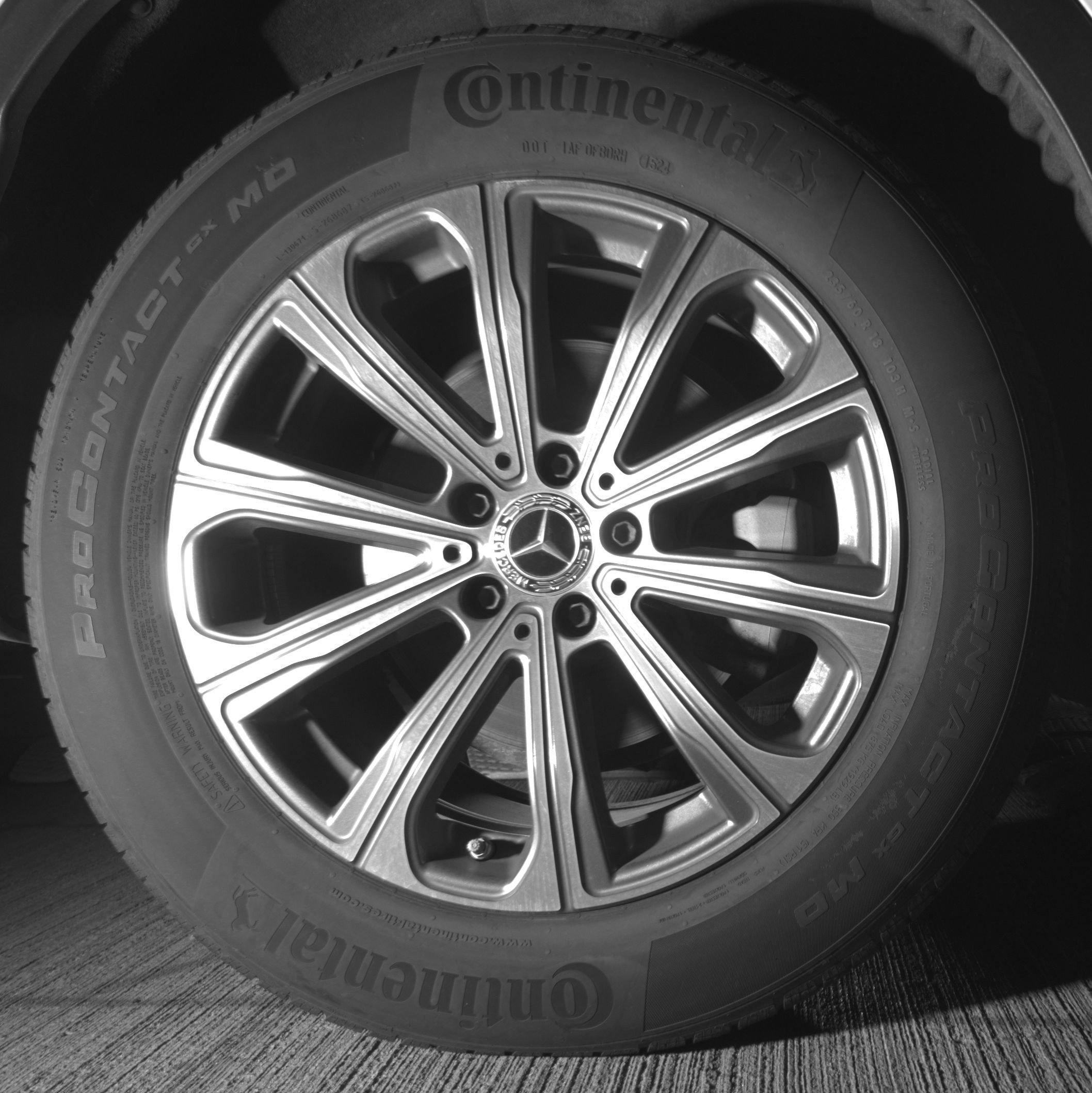 Used 2024 Mercedes-Benz GLC 300 4MATIC image 15